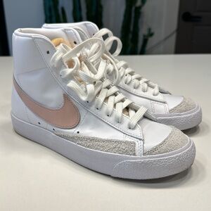 ⚜️ Nike Blazer Mid ‘77 size 7